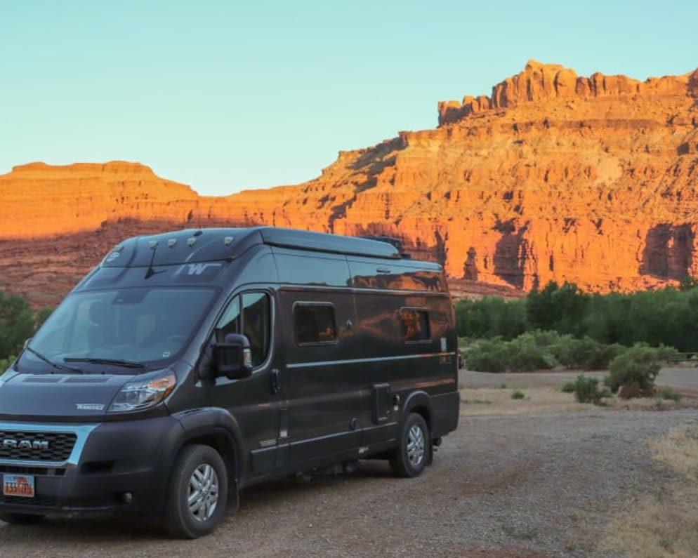 2023 Winnebago Solis