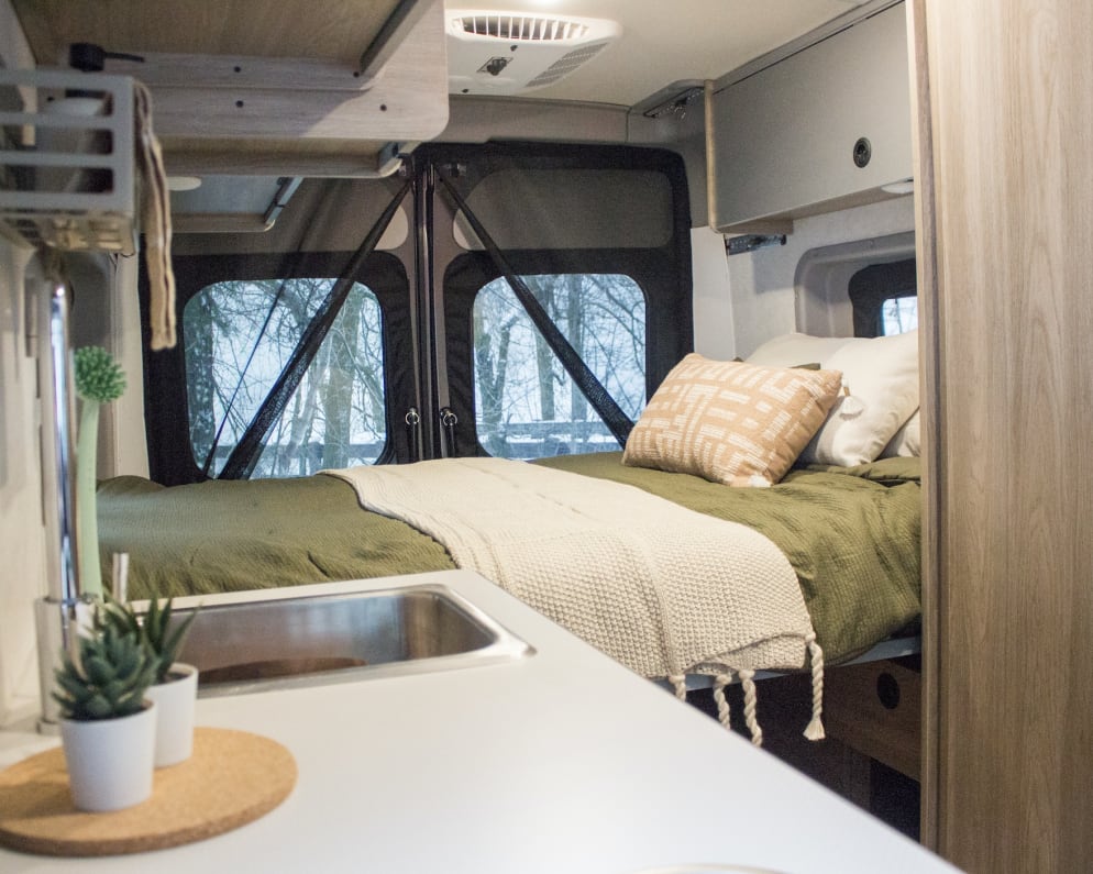 2023 Winnebago Solis available for rent in Saratoga Springs Utah