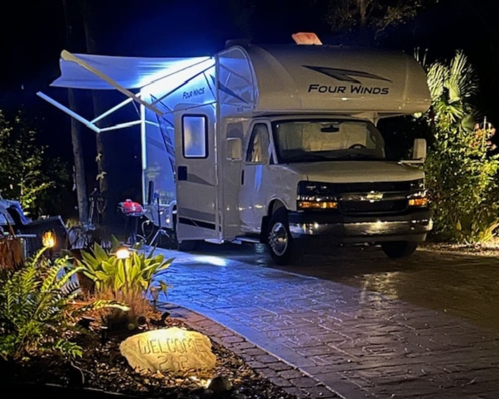 2025 Thor Motor Coach Four Winds 22B