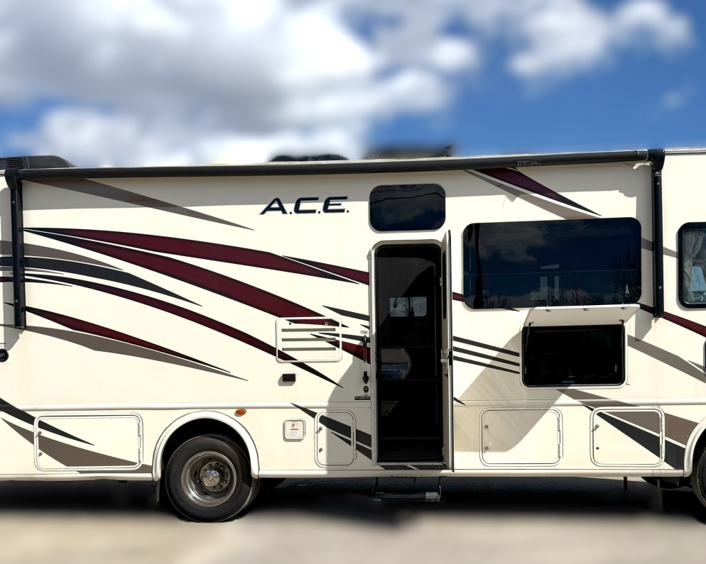 2019 A.C.E  by Thor Motor Coach for rent in 45439