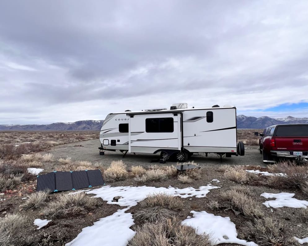 2023 Keystone RV Cougar available for rent in Talent Oregon