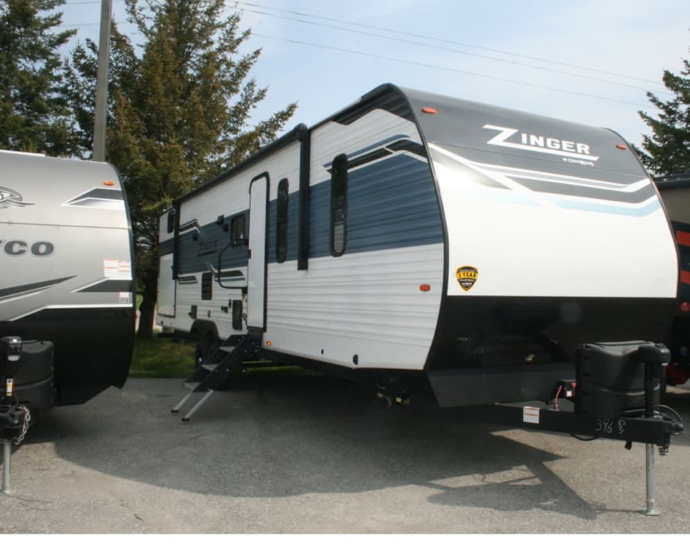 2025 Crossroads Zinger available for rent in Emsdale Ontario