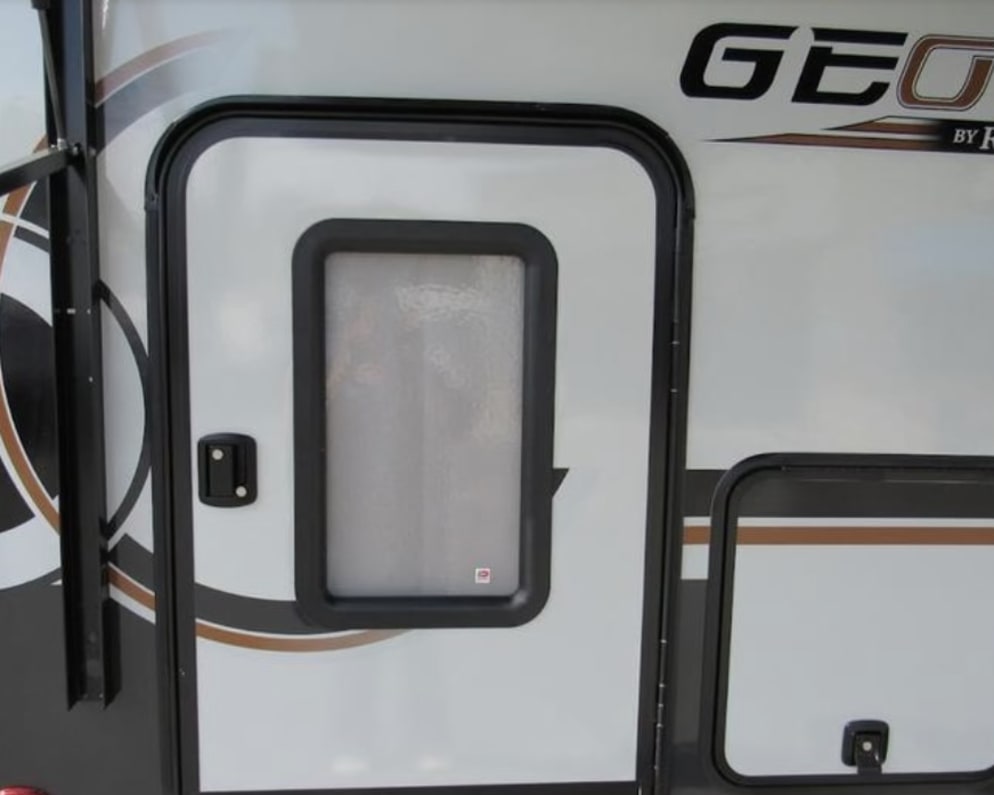 2022 Rockwood Geo Pro  by Forest River for rent in 97426