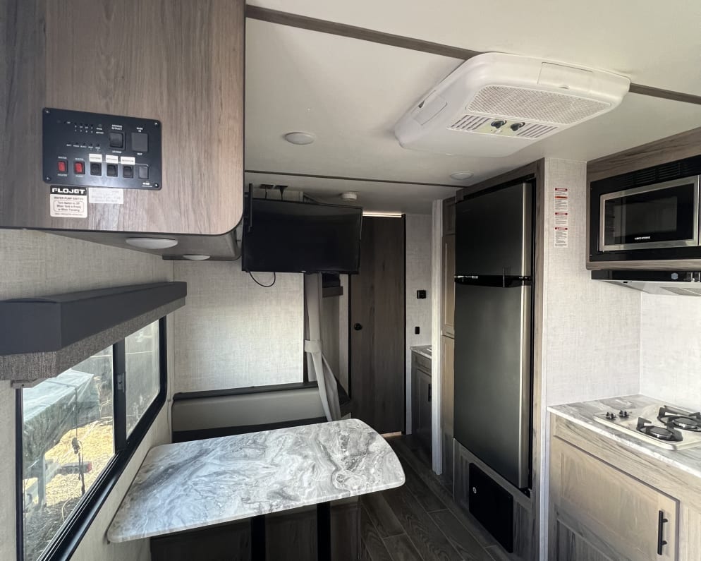 2021 Kingsport  by Gulf Stream for rent in 99507