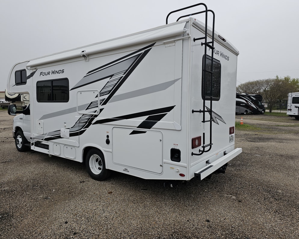 2026 Thor Motor Coach Four Winds
