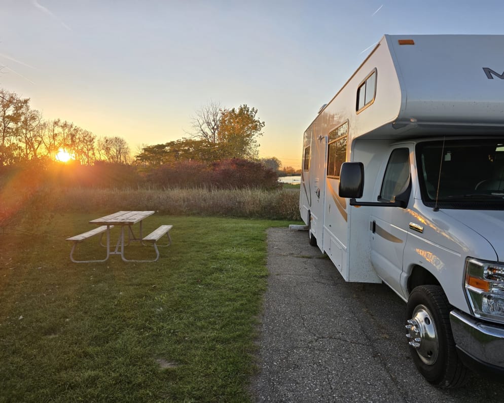 2019 Thor Majestic Class C for rent in Mason Michigan