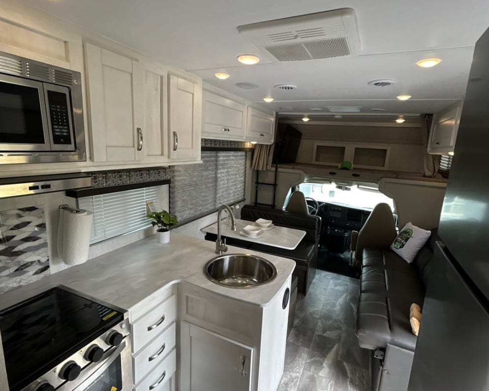 2022 Gulf Stream Conquest available for rent in Exton Pennsylvania