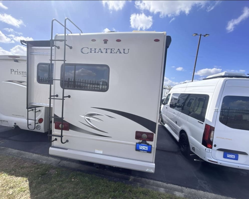 2018 Thor Chateau Sprinter Class C for rent in Newark California