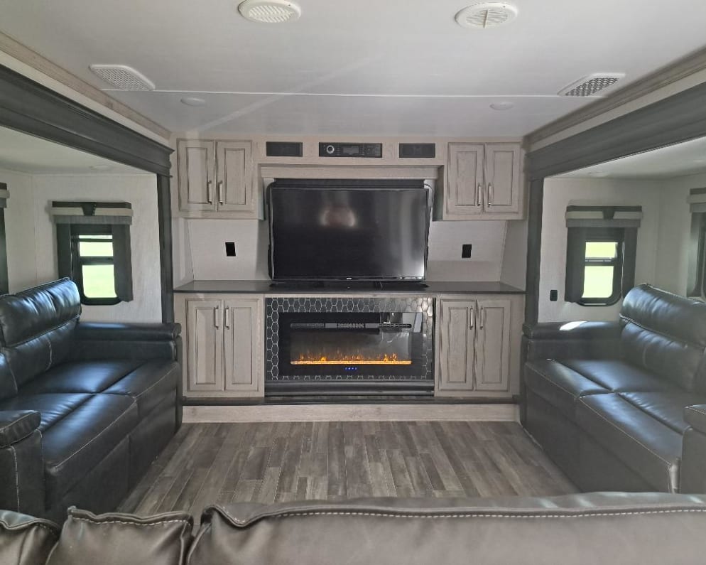 2022 Keystone RV Alpine available for rent in Florissant Colorado