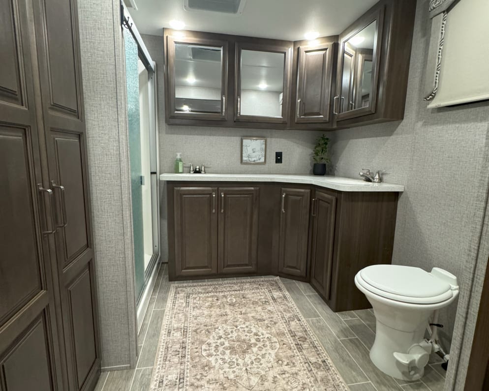 2020 Keystone RV Alpine Fifth Wheel for rent in Jefferson South Carolina