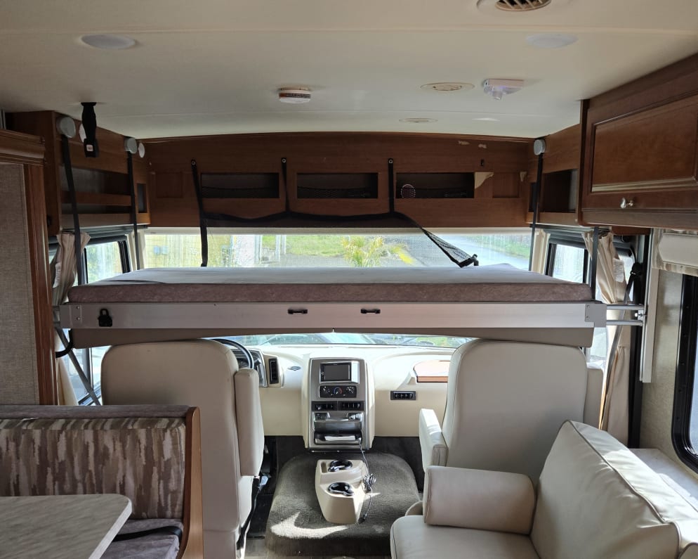 2019 Sunstar  by Winnebago for rent in 98188