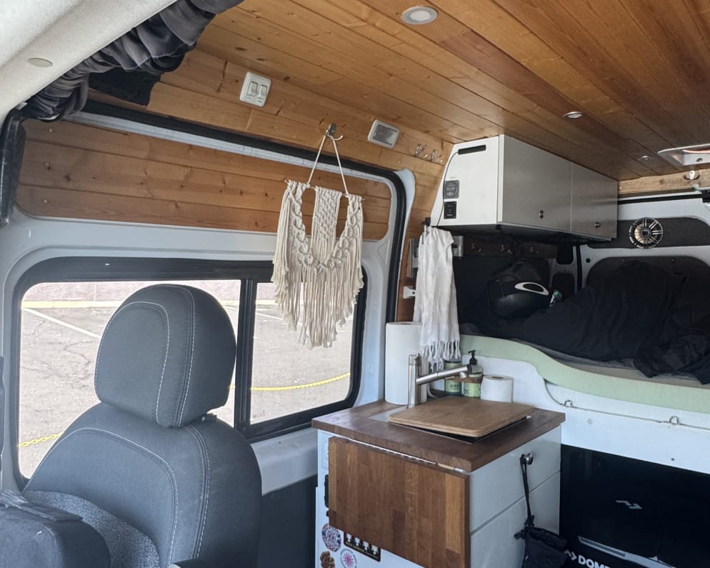 2018 1500  by Dodge for rent in 92008