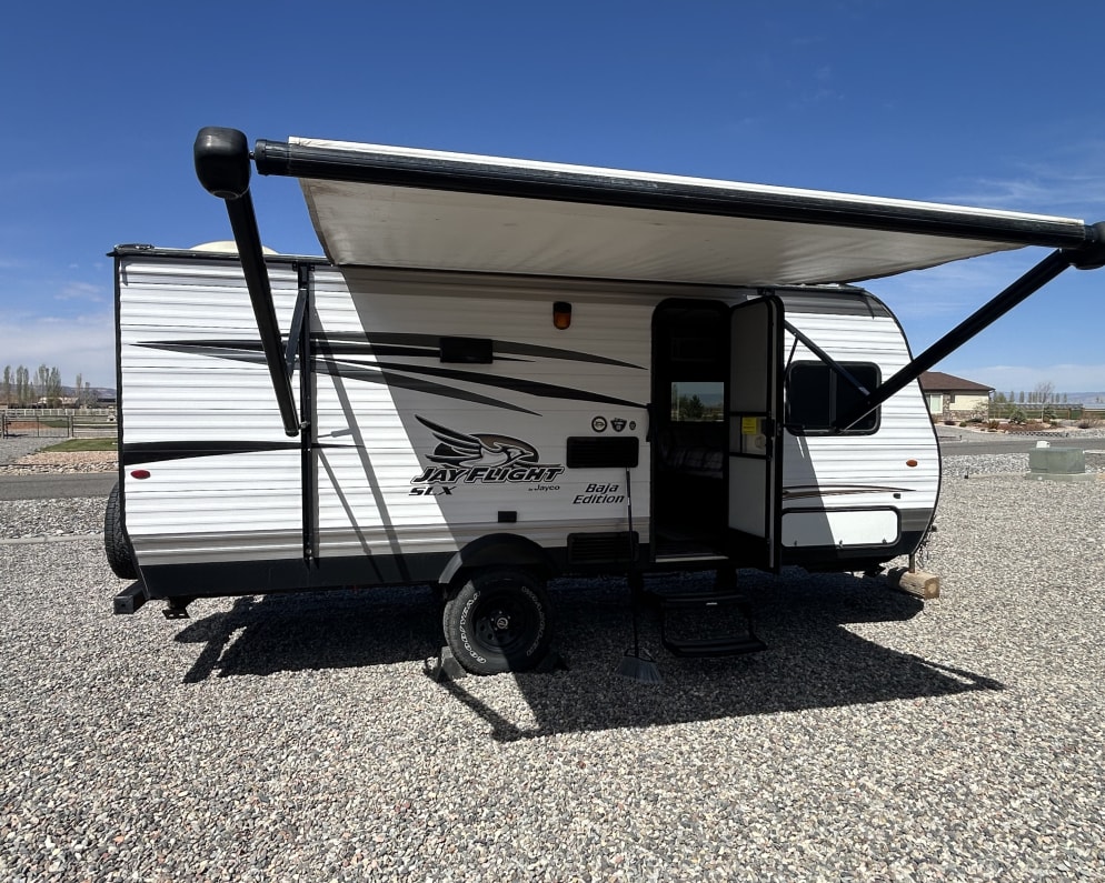 2017 Jayco Jay Flight SLX Baja Edition