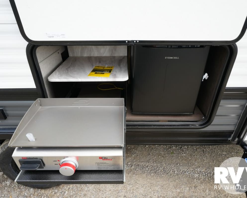 2022 Forest River Wildwood X-Lite Travel Trailer for rent in Mount Wolf Pennsylvania