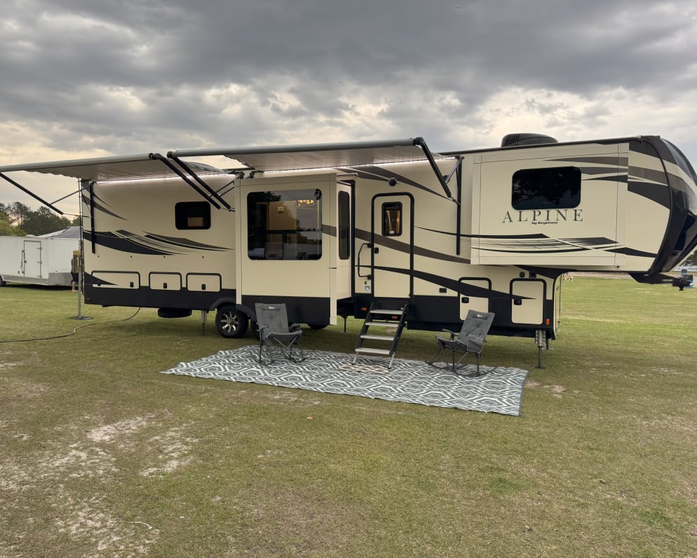 2020 Keystone RV Alpine