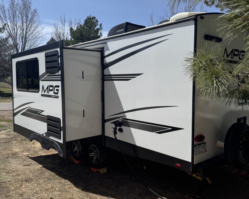 2024 MPG 2500BH  by Cruiser RV for rent in 80134