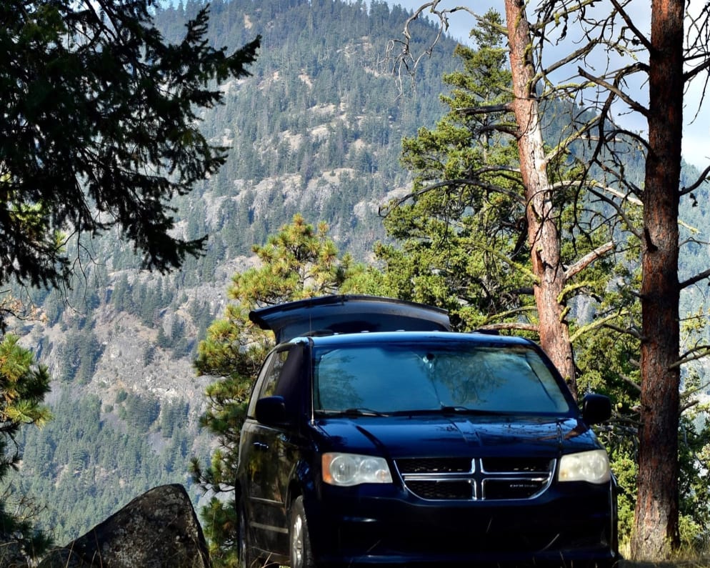 2011 Dodge Grand Caravan SXT  by Dodge for rent in H2L3R3