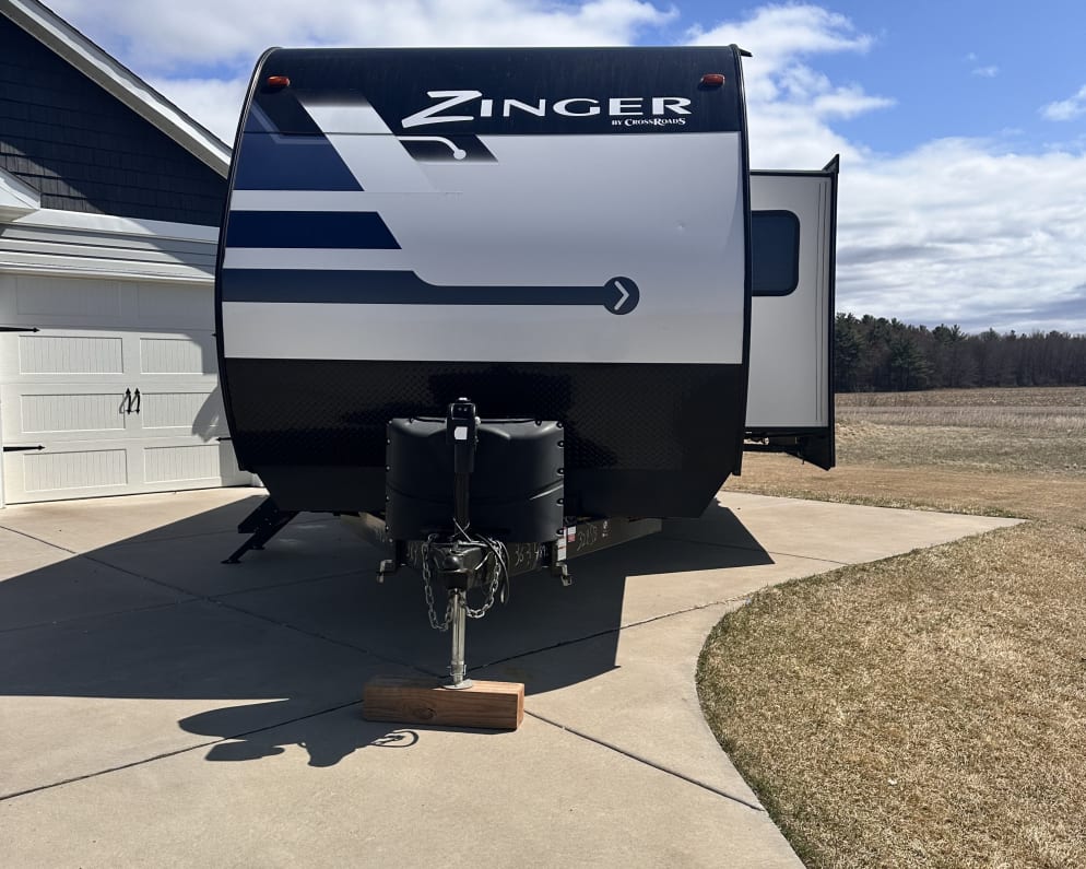 2020 Zinger  by Crossroads RV for rent in 55032