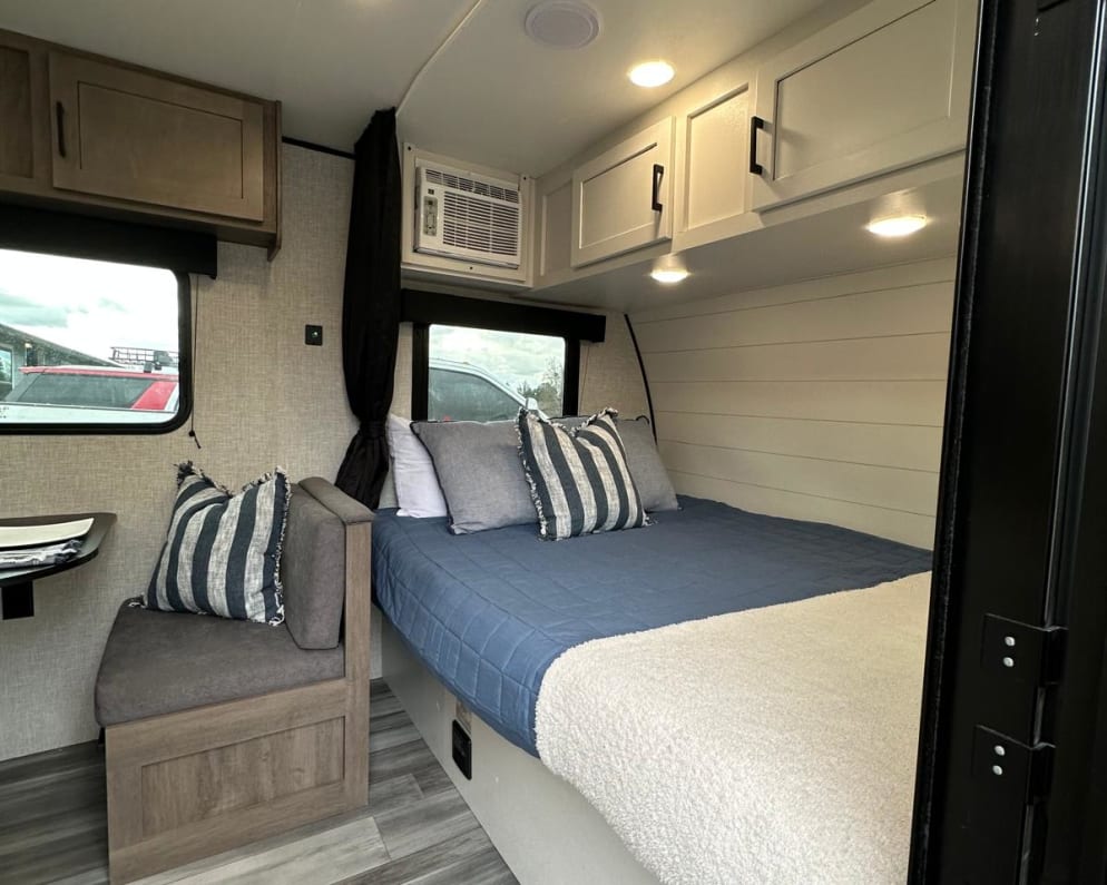 2024 Jayco Jay Flight SLX Travel Trailer for rent in Kalispell Montana