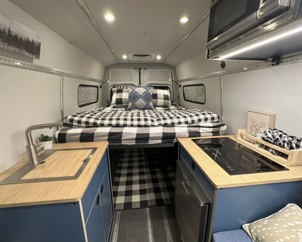 2021 Mercedes-Benz Sprinter available for rent in Vernal Utah