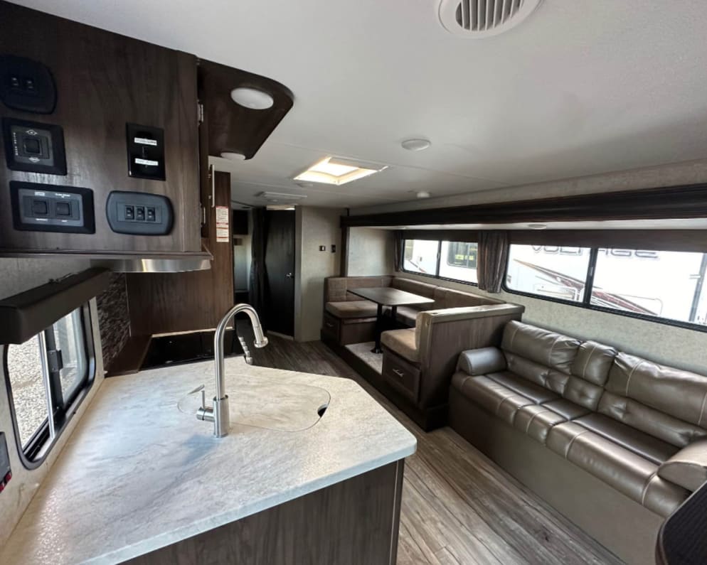 2018 Forest River Cherokee Grey Wolf available for rent in Beausejour Manitoba