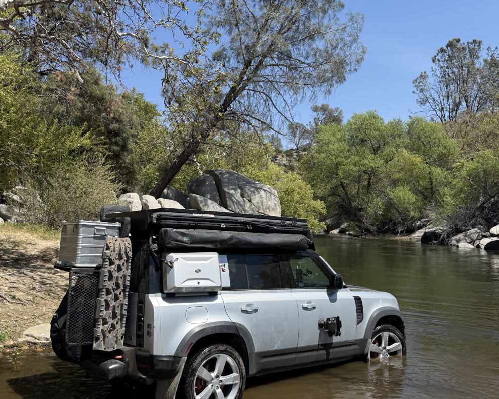 2021 Land Rover Defender Truck Camper for rent in Los Angeles California