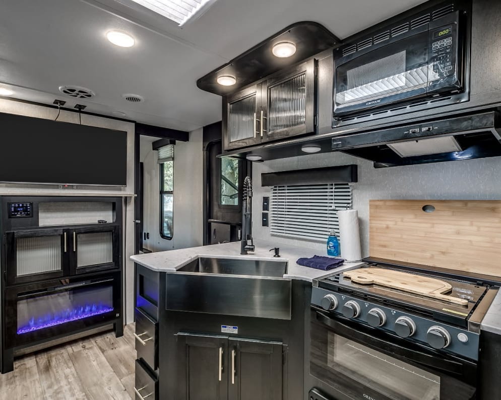 2022 Cherokee Grey Wolf Travel Trailer for rent in Myrtle Beach South Carolina