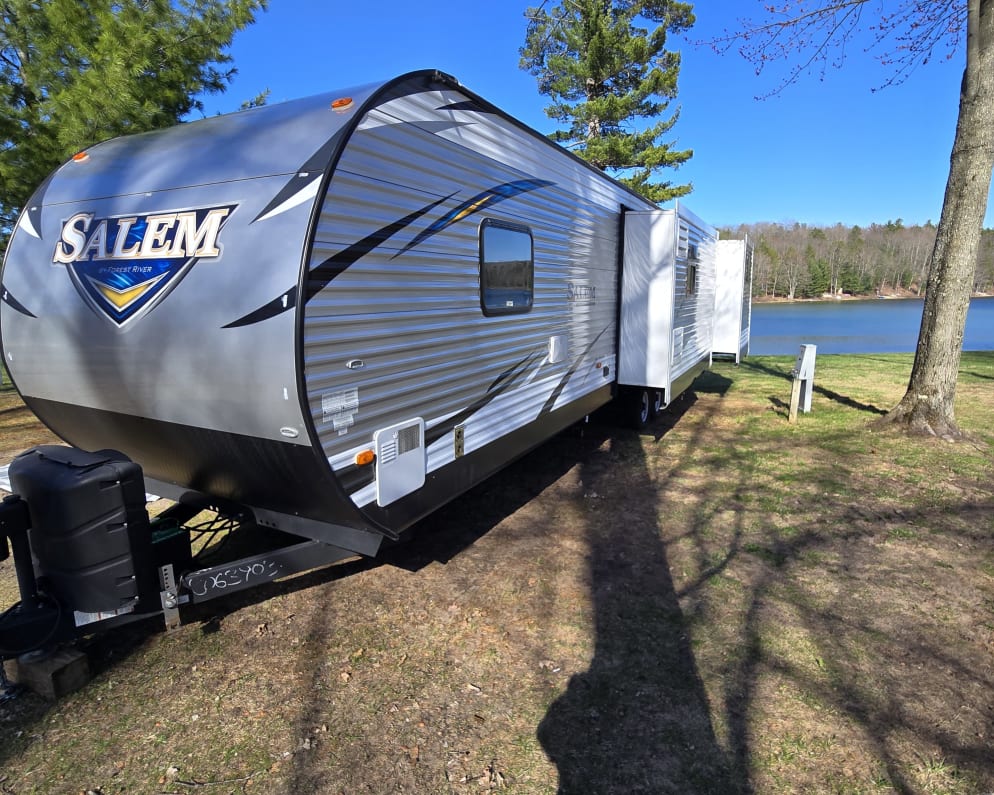 2018 Salem  by Forest River for rent in 49637