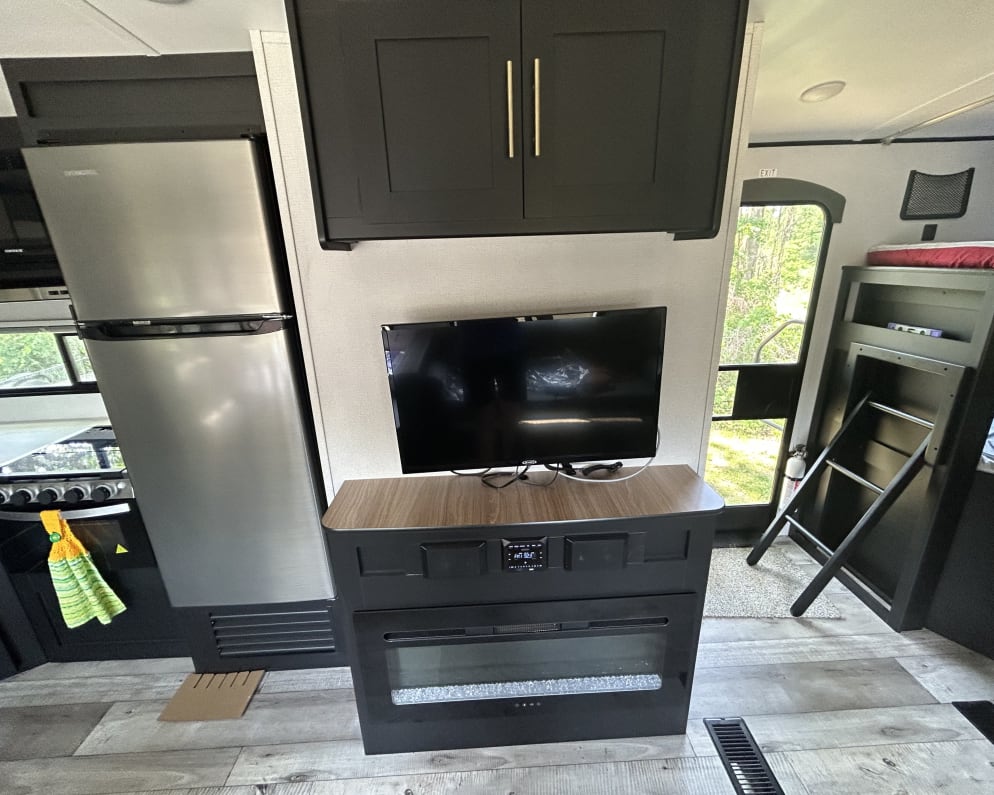 2022 Springdale  by Keystone RV for rent in 38321