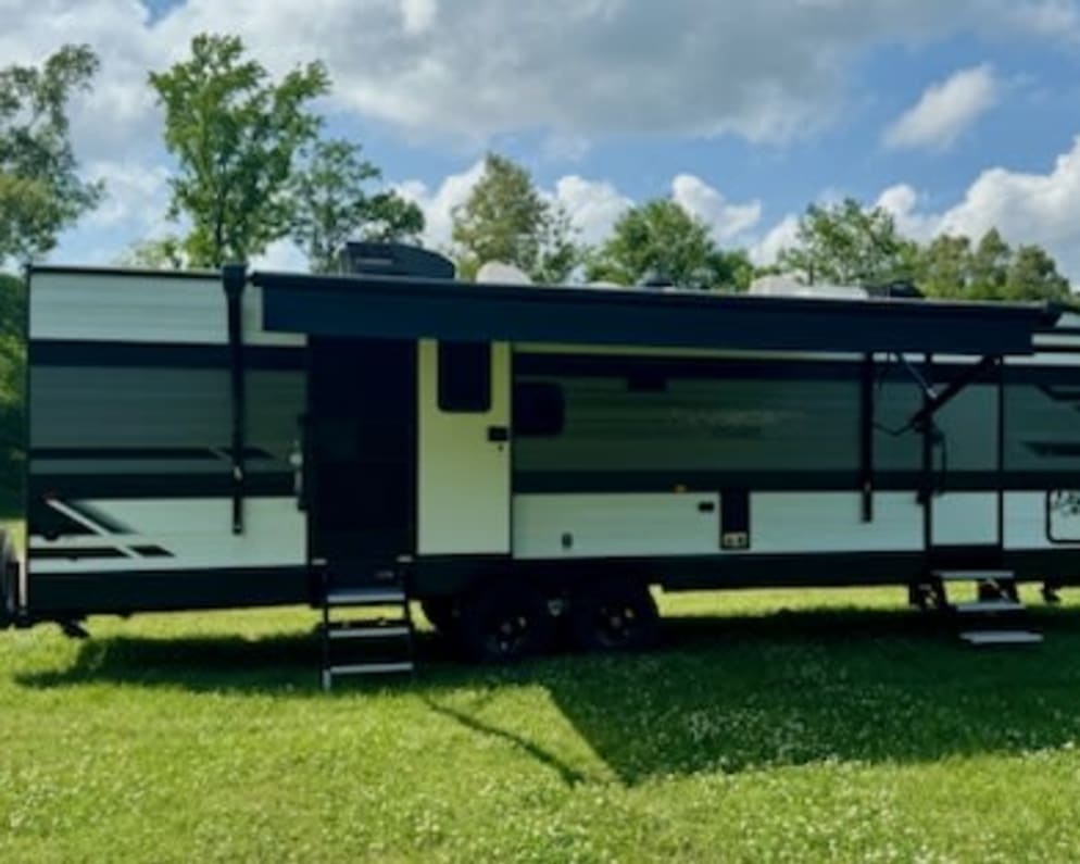 2022 Grand Design Transcend Xplor available for rent in Bossier City Louisiana