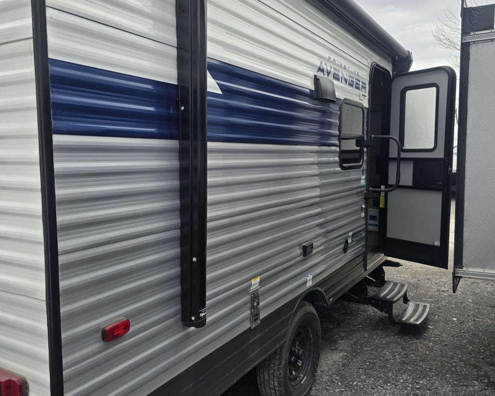 2023 Prime Time Avenger LT 16BH Travel Trailer for rent in Nicolet Quebec
