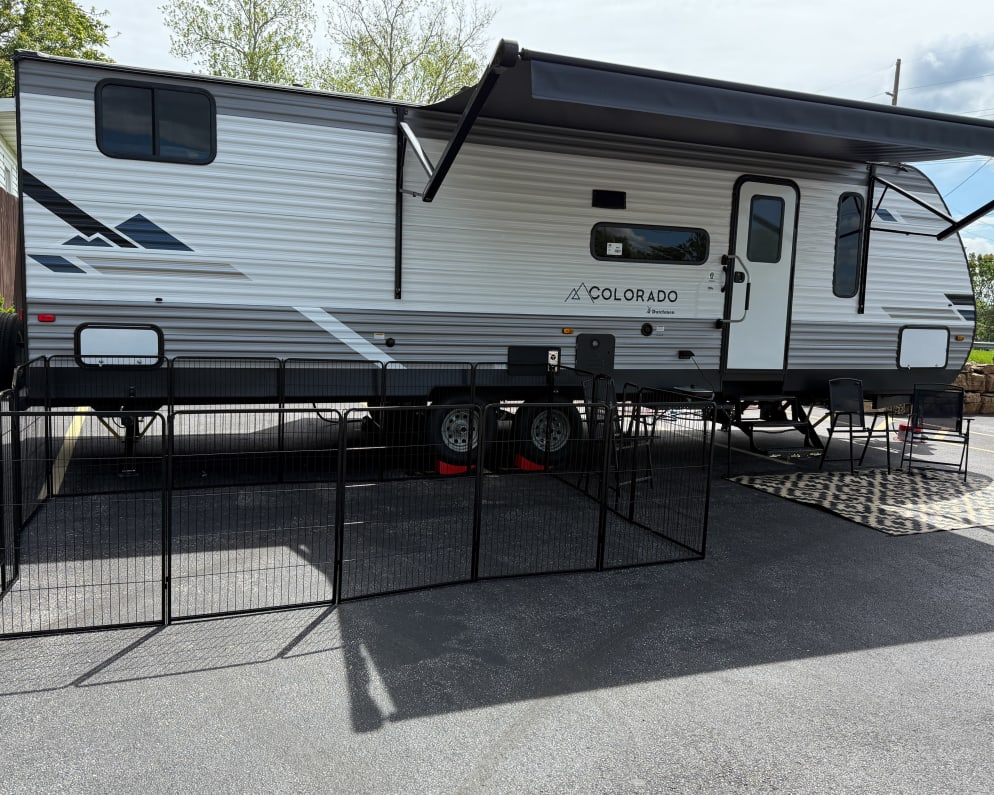 2025 Keystone Dutchmen Colorado 29BHC available for rent in Pacific Missouri