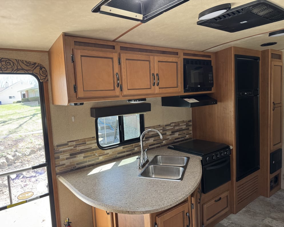 2017 Sunset Trail Super Lite  by Crossroads RV for rent in 54403