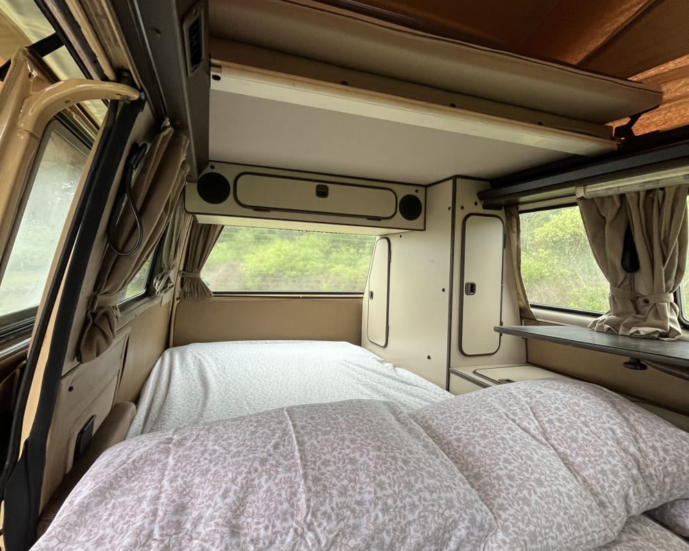 1985 Volkswagen Westfalia Class B for rent in Portland Oregon