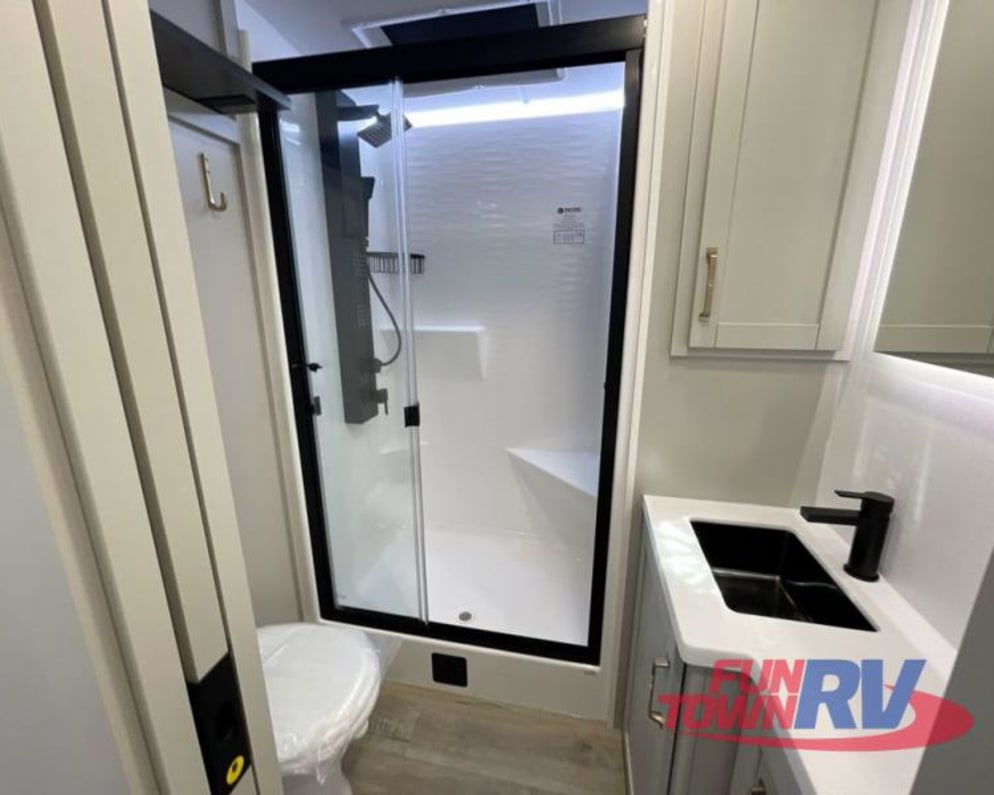 2025 Air 295  by Brinkley for rent in 05468