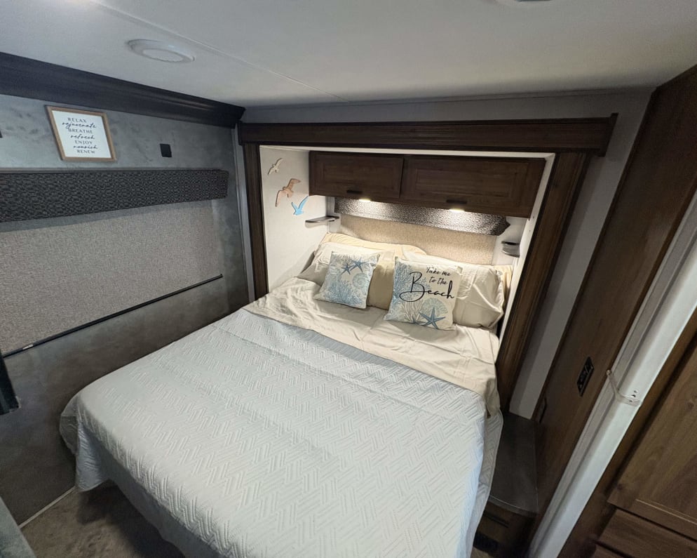 2021 Sunseeker LE  by Forest River for rent in 76116