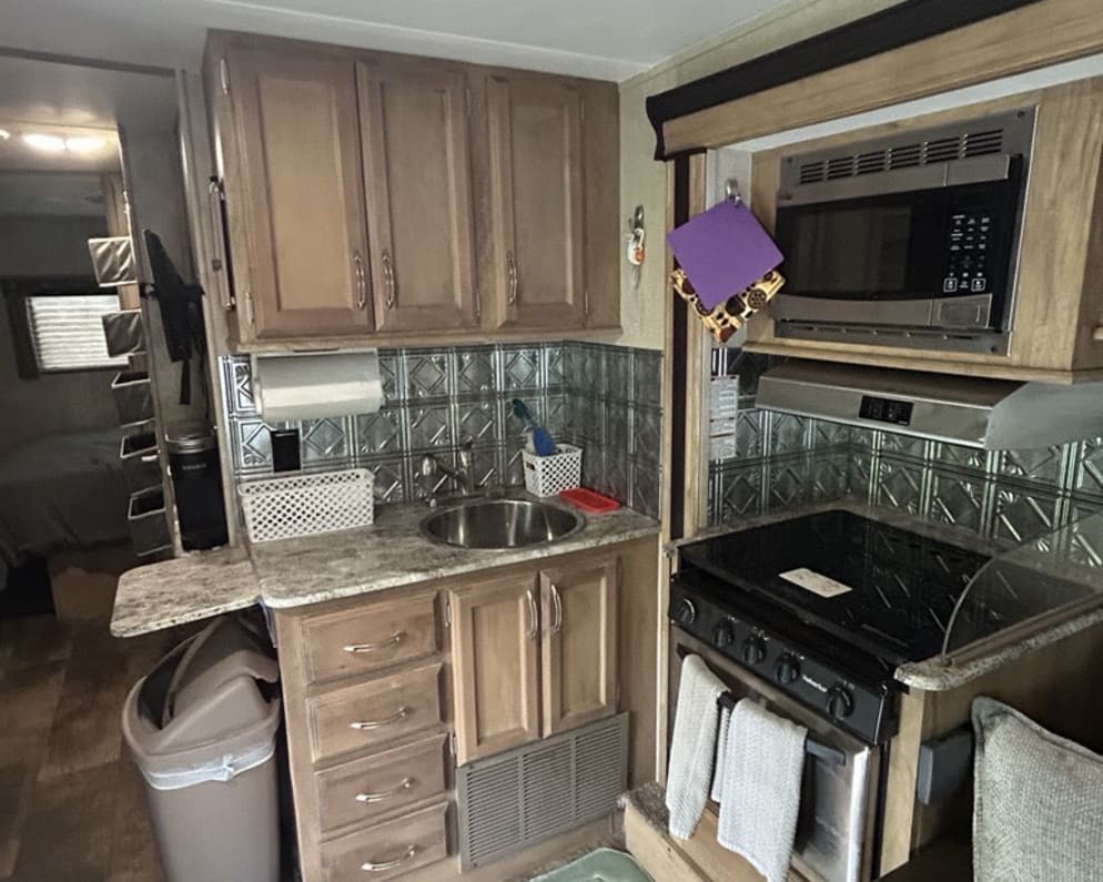 2018 Conquest  by Gulf Stream for rent in 80241