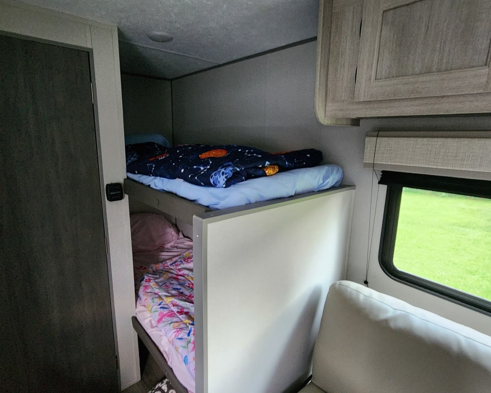 2024 Catalina  by Coachmen for rent in 37075