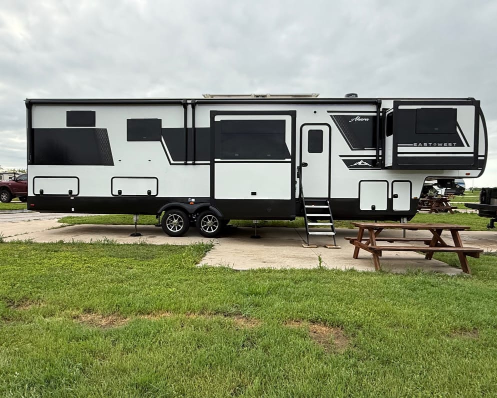 2024 East to West Ahara available for rent in ARDMORE Oklahoma