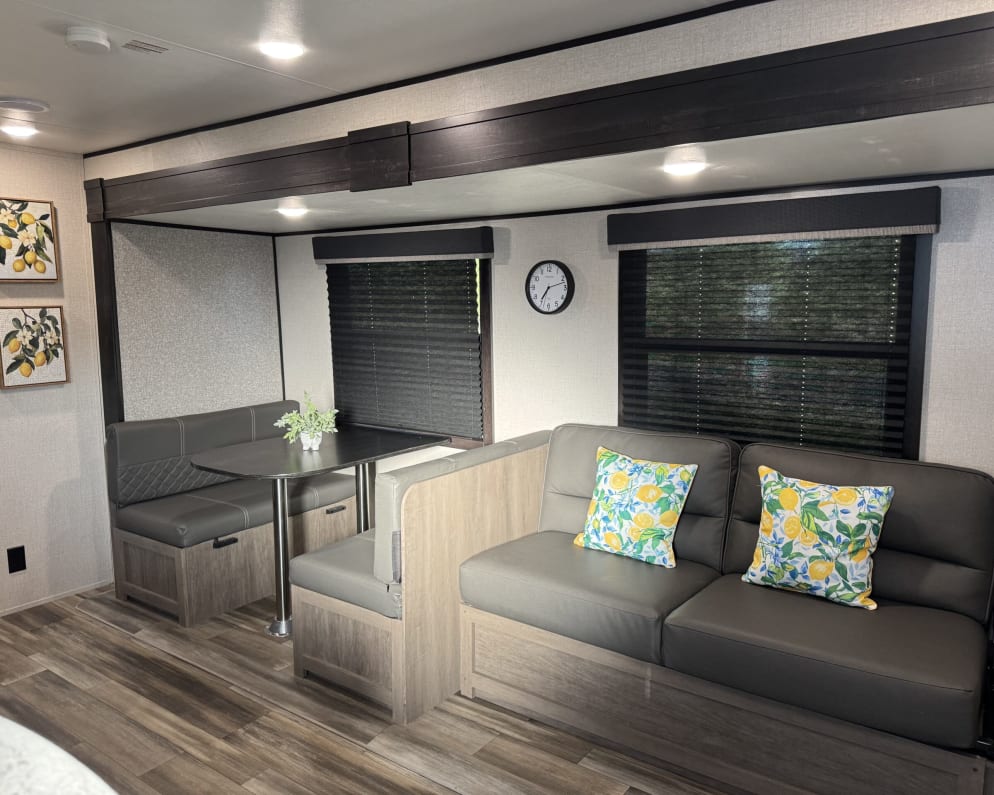 2022 Autumn Ridge  by Starcraft for rent in 33547