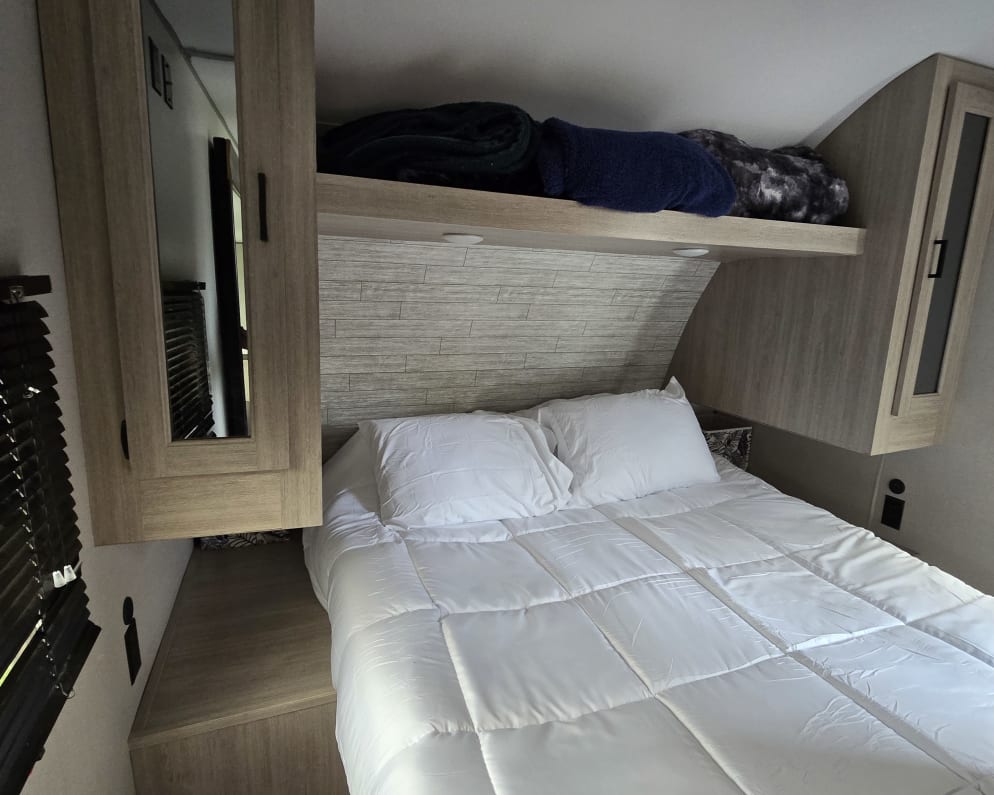 2024 Aurora Aurora  by Forest River for rent in 