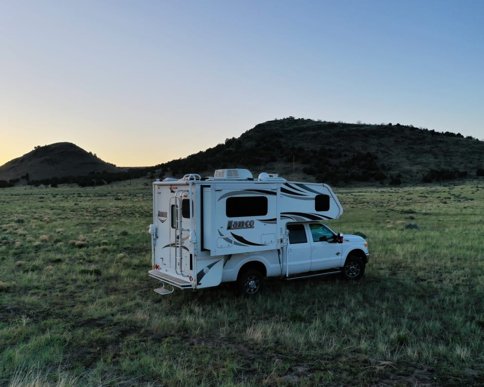 2016 Lance 855s Truck Camper for rent in Riverton Utah