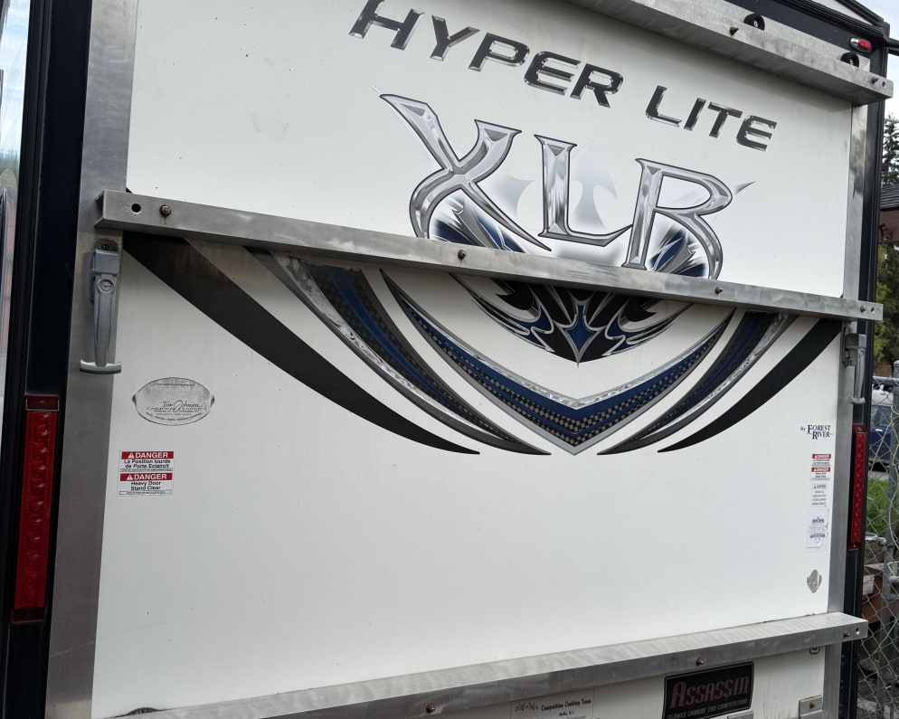 2013 Forest River M-27HFS Toy Hauler for rent in anchorgae Alaska