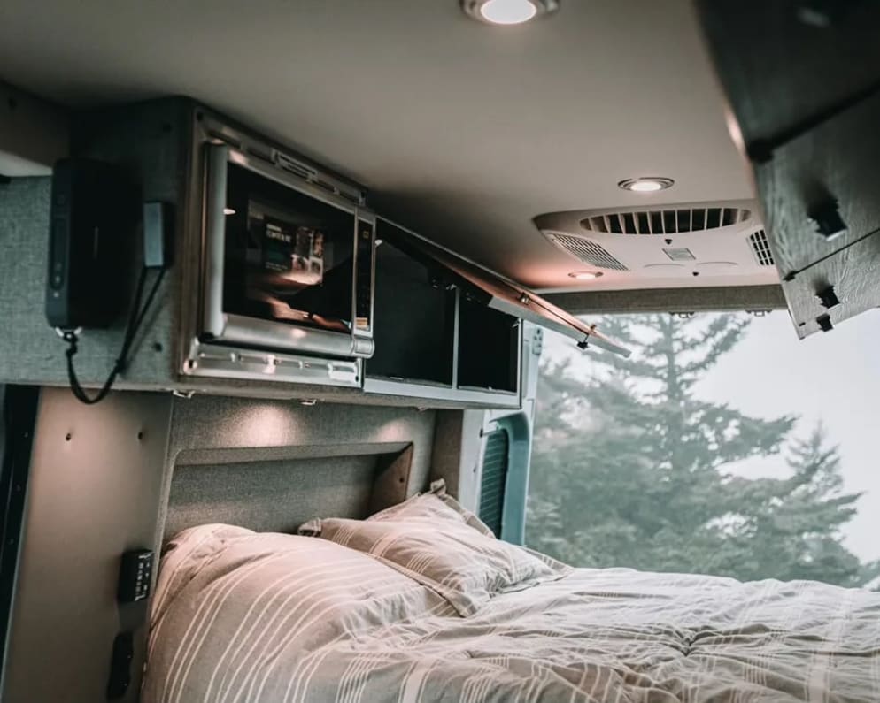 2021 Storyteller Overland Storyteller Overland Class B Class B for rent in Georgetown Texas