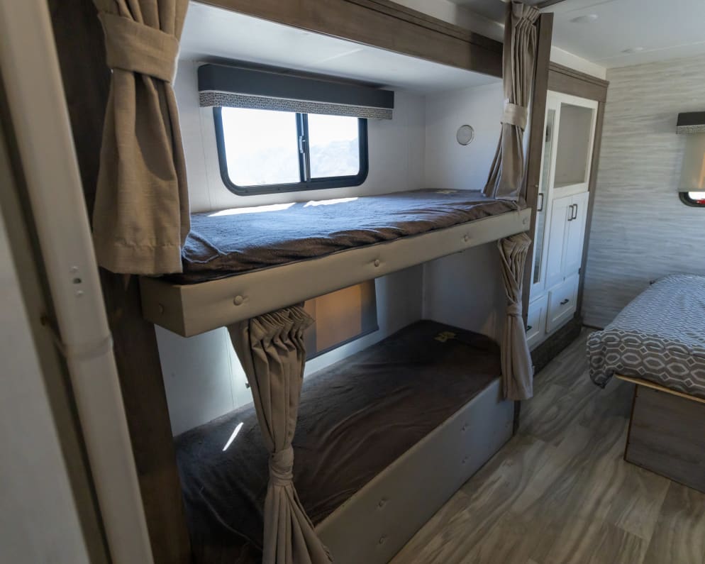 2023 Gulf Stream Conquest Class C for rent in Peoria Arizona