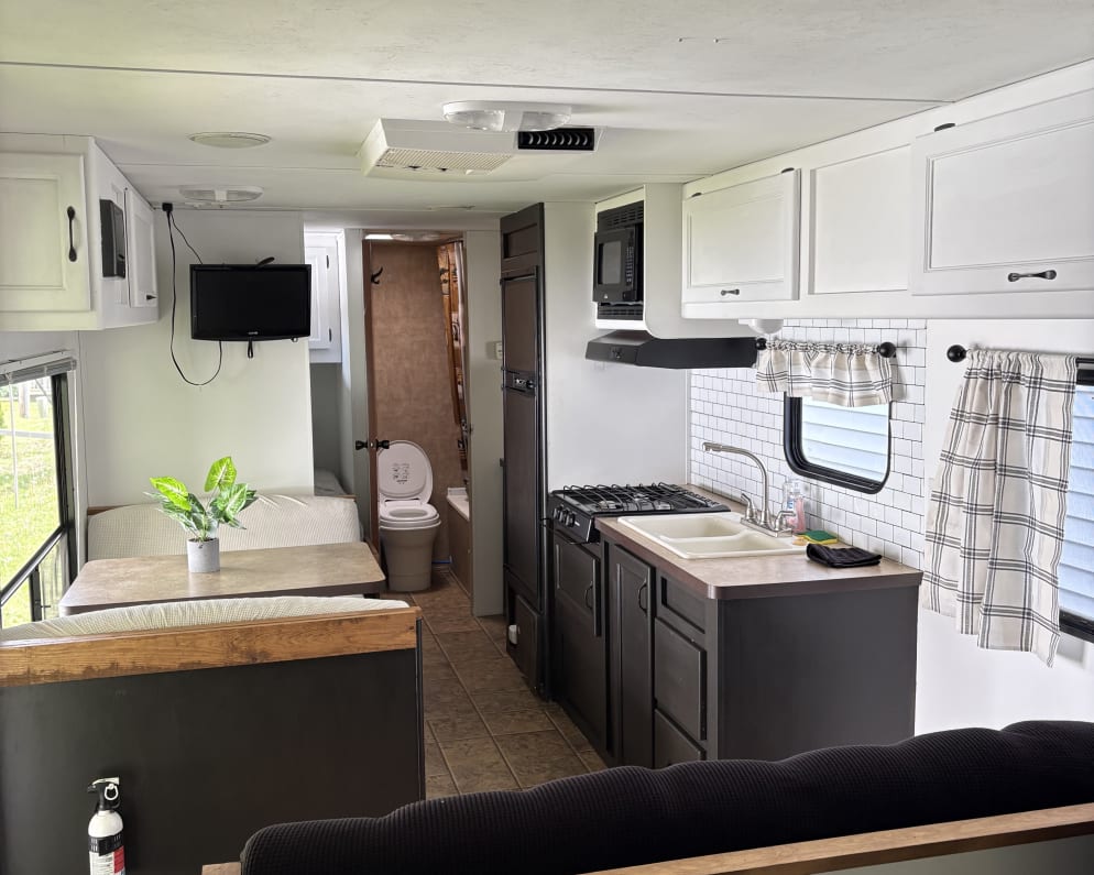 2012 Forest River Cherokee Grey Wolf