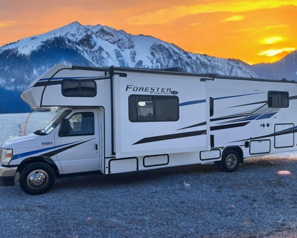 2022 Forest River Forester- Model 3251DS-LE