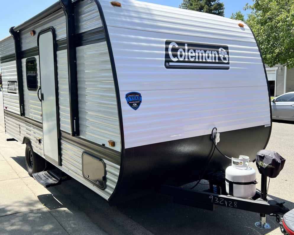2025 Coleman Lantern 17B