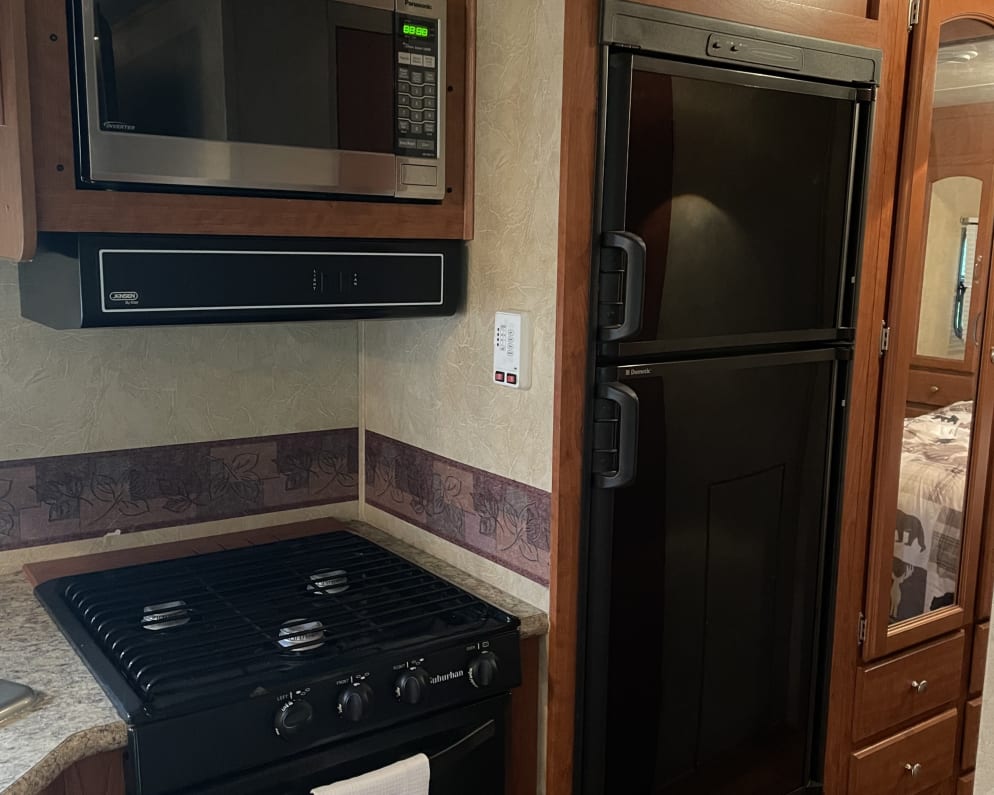 2009 Wildwood LA  by Forest River for rent in 07748