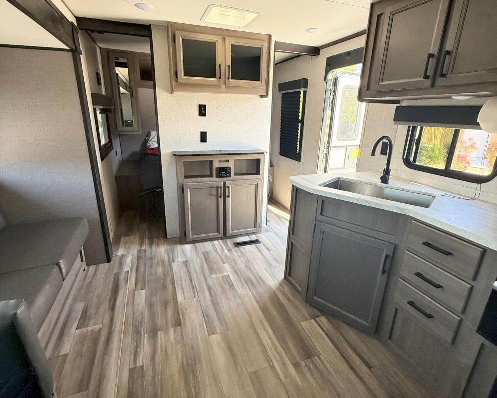 2023 Autumn Ridge  by Starcraft for rent in 89705